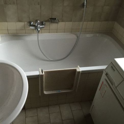 Barrierefreie Badewanne