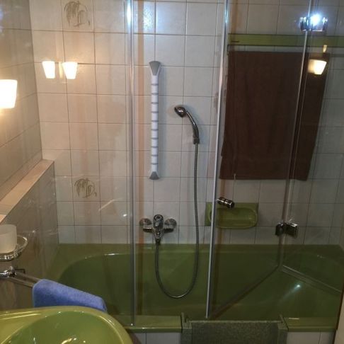 Barrierefreie Badewanne