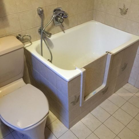 Barrierefreie Badewanne